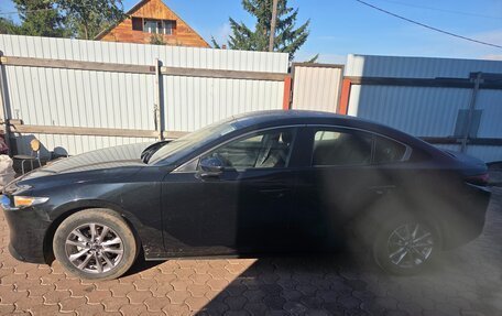 Mazda 3, 2020 год, 1 800 000 рублей, 3 фотография