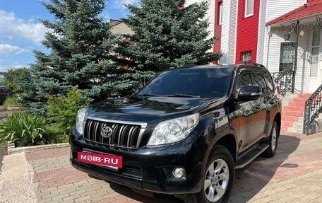 Toyota Land Cruiser Prado 150 рестайлинг 2, 2010 год, 2 690 000 рублей, 13 фотография