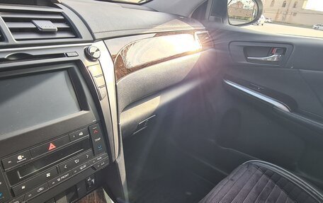 Toyota Camry, 2015 год, 2 550 000 рублей, 10 фотография