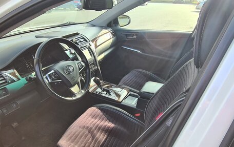 Toyota Camry, 2015 год, 2 550 000 рублей, 12 фотография