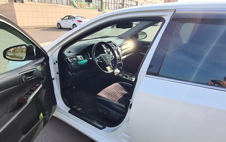 Toyota Camry, 2015 год, 2 550 000 рублей, 5 фотография