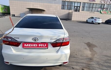 Toyota Camry, 2015 год, 2 550 000 рублей, 8 фотография