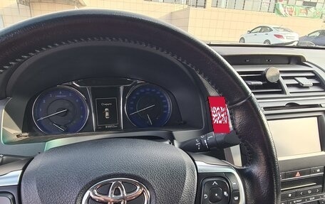 Toyota Camry, 2015 год, 2 550 000 рублей, 11 фотография