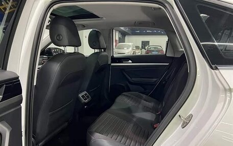 Volkswagen Lavida, 2022 год, 1 700 000 рублей, 14 фотография