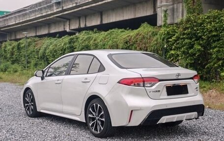 Toyota Corolla, 2022 год, 1 700 000 рублей, 5 фотография