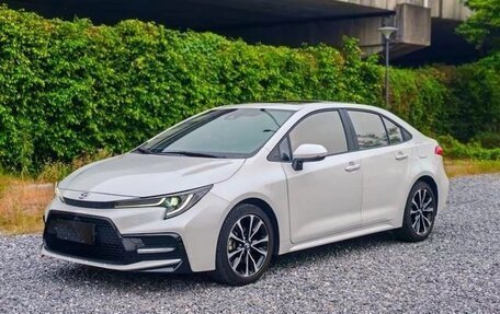 Toyota Corolla, 2022 год, 1 700 000 рублей, 7 фотография
