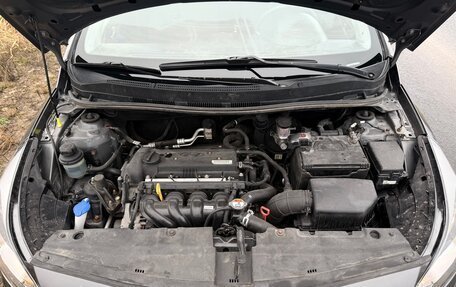 Hyundai Solaris II рестайлинг, 2016 год, 900 000 рублей, 12 фотография