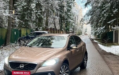 Volvo V40 Cross Country I, 2014 год, 1 330 000 рублей, 1 фотография