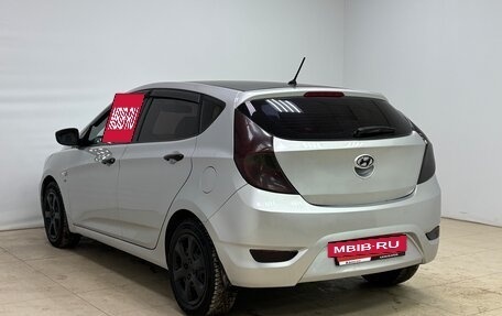 Hyundai Solaris II рестайлинг, 2013 год, 750 000 рублей, 6 фотография