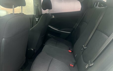 Hyundai Solaris II рестайлинг, 2013 год, 828 000 рублей, 7 фотография