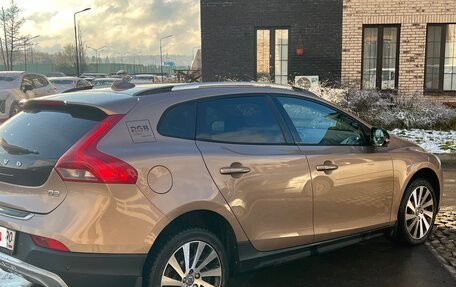 Volvo V40 Cross Country I, 2014 год, 1 330 000 рублей, 5 фотография