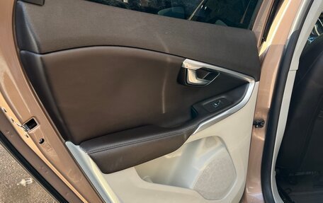 Volvo V40 Cross Country I, 2014 год, 1 330 000 рублей, 14 фотография