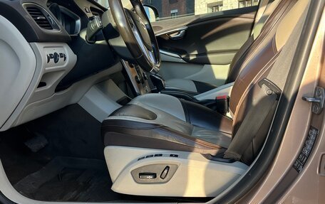 Volvo V40 Cross Country I, 2014 год, 1 330 000 рублей, 23 фотография