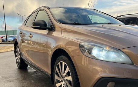 Volvo V40 Cross Country I, 2014 год, 1 330 000 рублей, 32 фотография