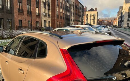 Volvo V40 Cross Country I, 2014 год, 1 330 000 рублей, 29 фотография