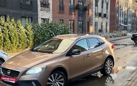 Volvo V40 Cross Country I, 2014 год, 1 330 000 рублей, 35 фотография