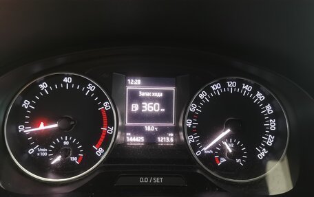 Skoda Rapid I, 2015 год, 894 000 рублей, 11 фотография