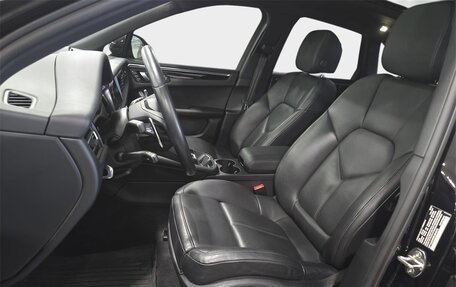 Porsche Macan I рестайлинг, 2023 год, 113 814 рублей, 12 фотография