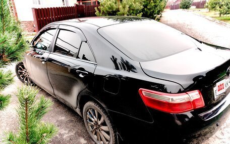 Toyota Camry, 2006 год, 900 000 рублей, 4 фотография