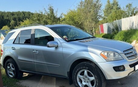 Mercedes-Benz M-Класс, 2005 год, 900 000 рублей, 3 фотография