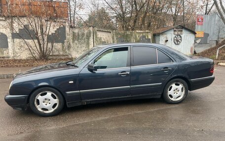 Mercedes-Benz E-Класс, 1997 год, 440 000 рублей, 7 фотография