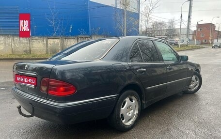 Mercedes-Benz E-Класс, 1997 год, 440 000 рублей, 6 фотография