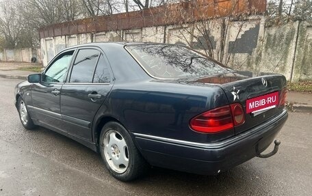 Mercedes-Benz E-Класс, 1997 год, 440 000 рублей, 8 фотография