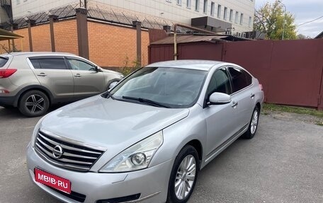 Nissan Teana, 2011 год, 800 000 рублей, 1 фотография