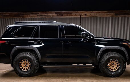 Toyota Sequoia, 2024 год, 14 358 902 рублей, 9 фотография