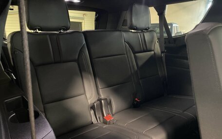 Chevrolet Suburban, 2024 год, 16 060 821 рублей, 12 фотография