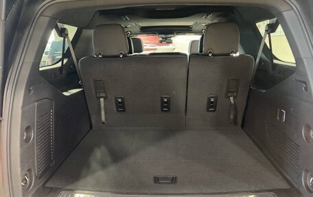 Chevrolet Suburban, 2024 год, 16 060 821 рублей, 14 фотография