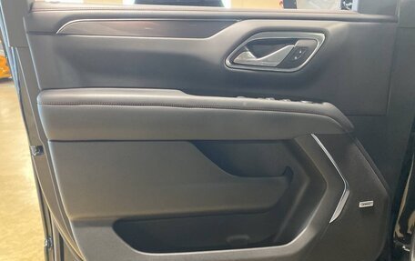 Chevrolet Suburban, 2024 год, 16 060 821 рублей, 15 фотография