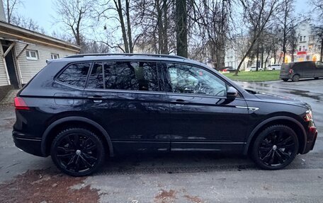 Volkswagen Tiguan II, 2020 год, 3 650 000 рублей, 6 фотография