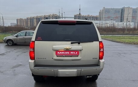 Chevrolet Tahoe III, 2011 год, 1 800 000 рублей, 3 фотография