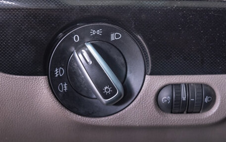 Volkswagen Jetta VI, 2012 год, 999 000 рублей, 11 фотография