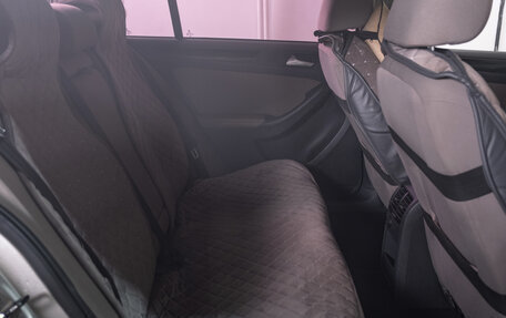 Volkswagen Jetta VI, 2012 год, 999 000 рублей, 23 фотография