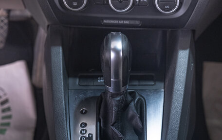 Volkswagen Jetta VI, 2012 год, 999 000 рублей, 17 фотография