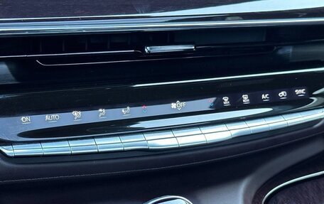 Cadillac Escalade V, 2025 год, 24 129 784 рублей, 26 фотография