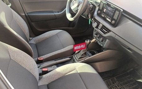 Skoda Rapid II, 2021 год, 999 999 рублей, 12 фотография