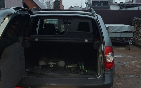 Chevrolet Niva I рестайлинг, 2015 год, 630 000 рублей, 5 фотография