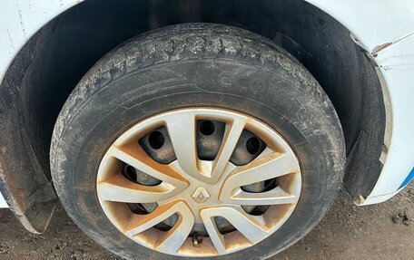 Renault Logan II, 2020 год, 595 000 рублей, 17 фотография