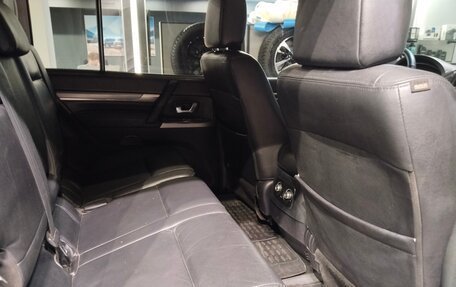 Mitsubishi Pajero IV, 2011 год, 1 589 000 рублей, 9 фотография