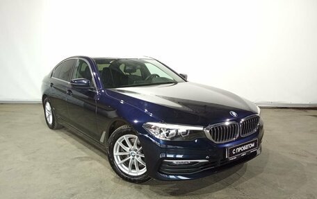 BMW 5 серия, 2019 год, 3 800 000 рублей, 3 фотография