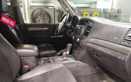Mitsubishi Pajero IV, 2011 год, 1 589 000 рублей, 8 фотография