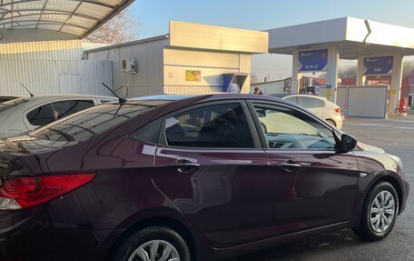 Hyundai Solaris II рестайлинг, 2011 год, 900 000 рублей, 9 фотография