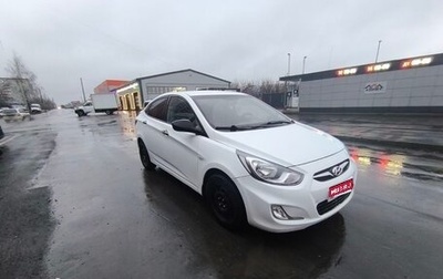 Hyundai Solaris II рестайлинг, 2013 год, 600 000 рублей, 1 фотография