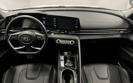 Hyundai Elantra, 2022 год, 1 945 000 рублей, 7 фотография