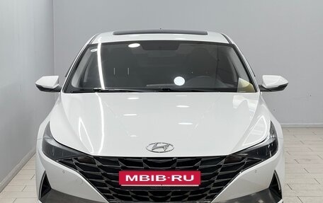 Hyundai Elantra, 2022 год, 1 945 000 рублей, 2 фотография