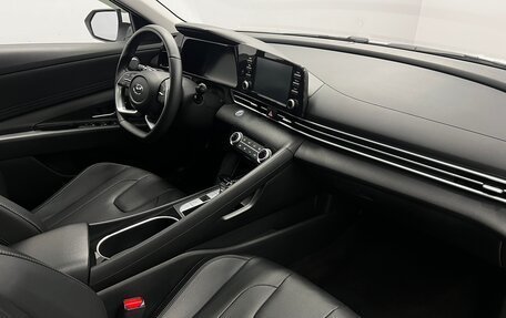 Hyundai Elantra, 2022 год, 1 945 000 рублей, 9 фотография