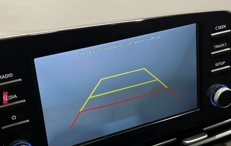 Hyundai Elantra, 2022 год, 1 945 000 рублей, 23 фотография